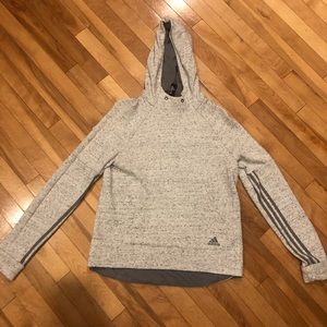 Grey nep hoodie. Missing string.